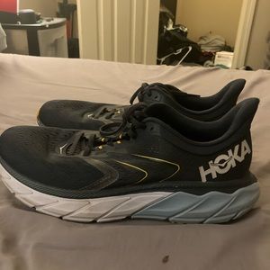 Mens Hoka One One Arahi 5 size 10
